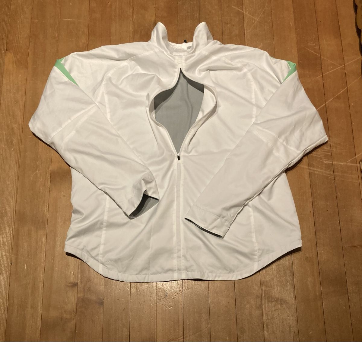 Nike Giacche: Original Roger Federer Nike Trainer Jacke, Grösse XL – Nuovo (secondo la descrizione) da Freienstein venduto da Golfbueb 4