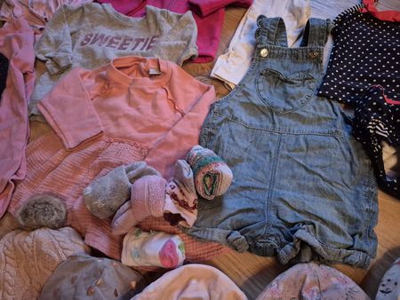 Mädchen Kleiderpaket Grösse 80 und 86 guter Zustand