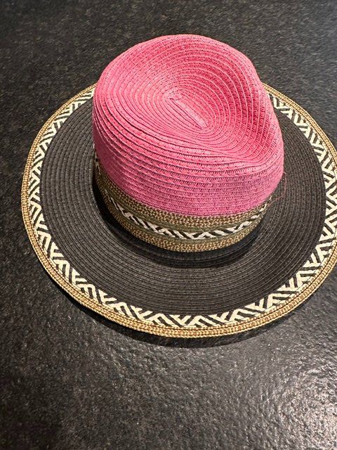 Barts Chapeaux, bonnets & casquettes: Sommerhut von Barts – D'occasion à Interlaken par joe-luzern
