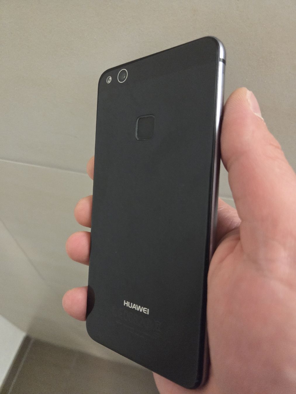 Huawei Telefoni cellulari / Smartphones: Verkaufe Huawei P10 Lite – Usato da Staufen venduto da MykolaStauf 1