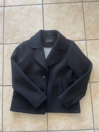 Schwarze Übergangsjacke im Blazer-Style