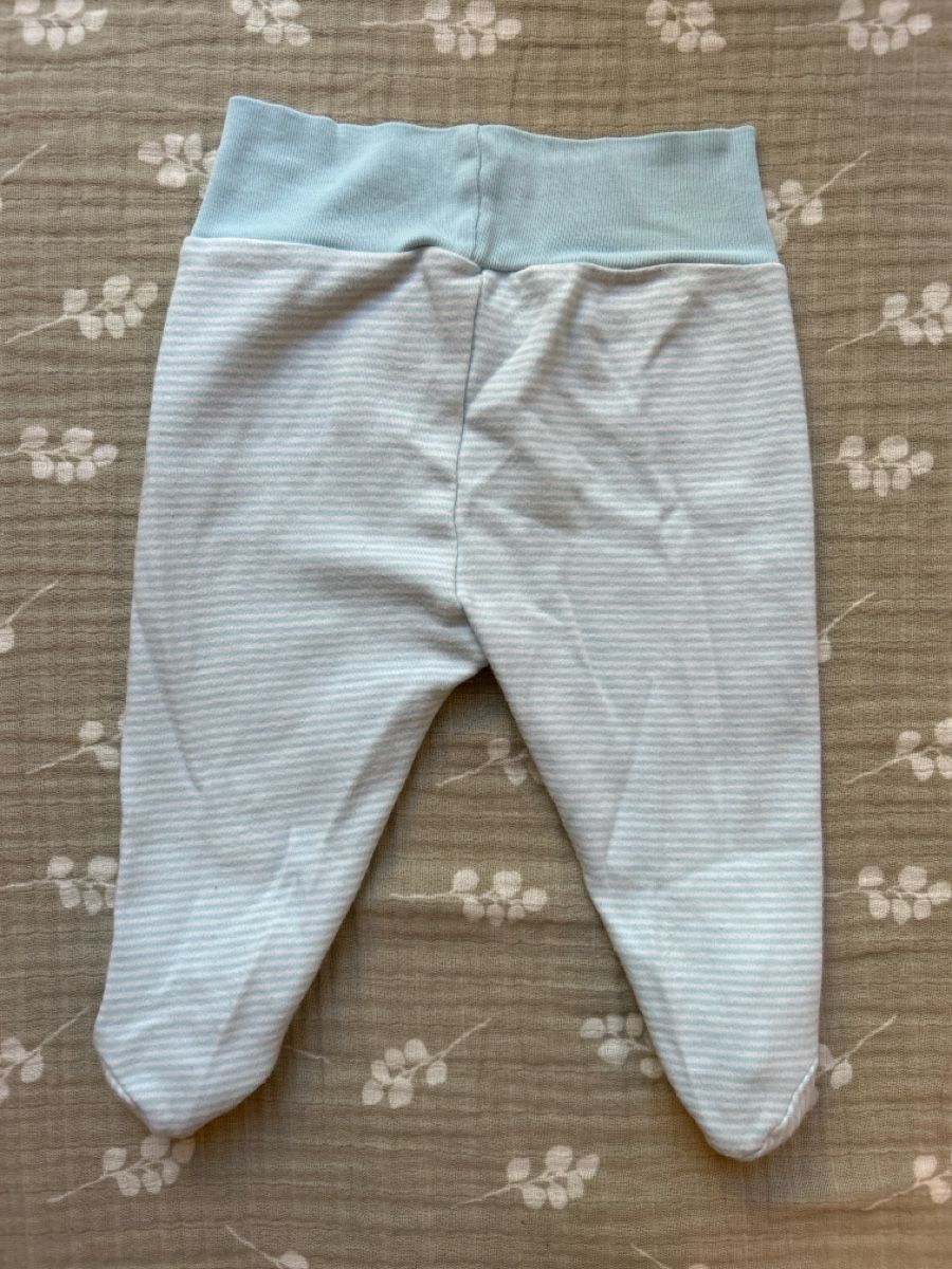 Pantaloni: Hose mit Füsschen gestreift Hellblau und Weiss 62 – Usato da Basel venduto da tgrobelnik 1