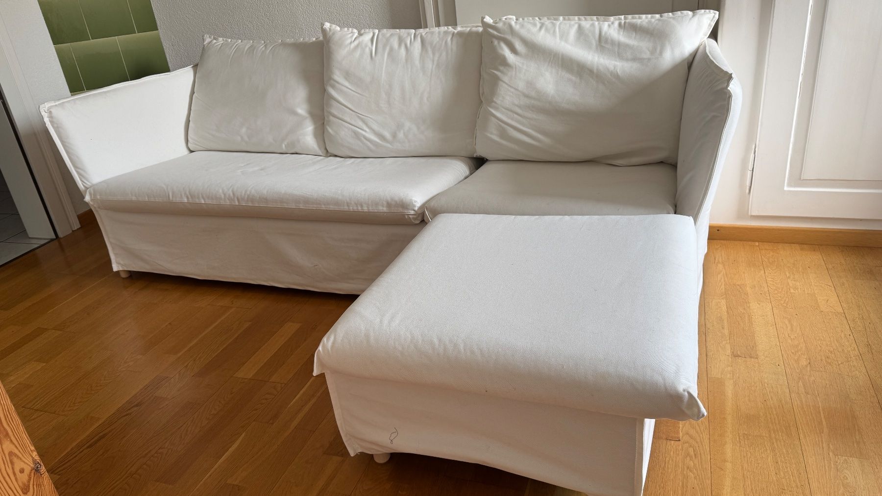Ikea Divani: 3er-Sofa BACKSÄLEN mit Récamiere. Weiss von IKEA – Usato da Derendingen venduto da Blauderi 1