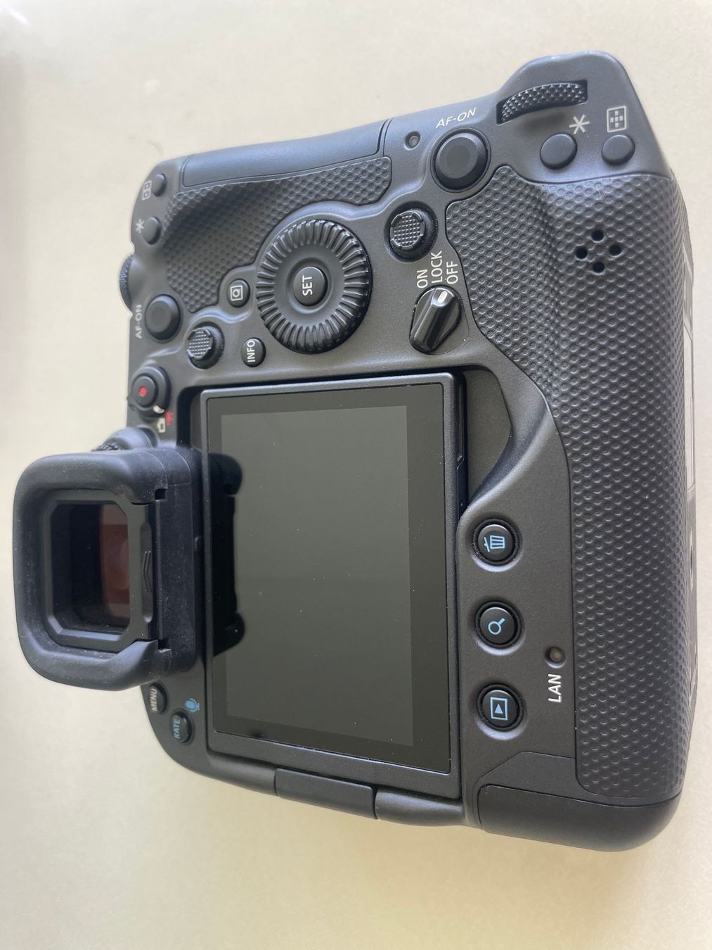 Canon Kamera: CANON R3 – Gebraucht aus Herrenschwanden von noe_xz8r 2