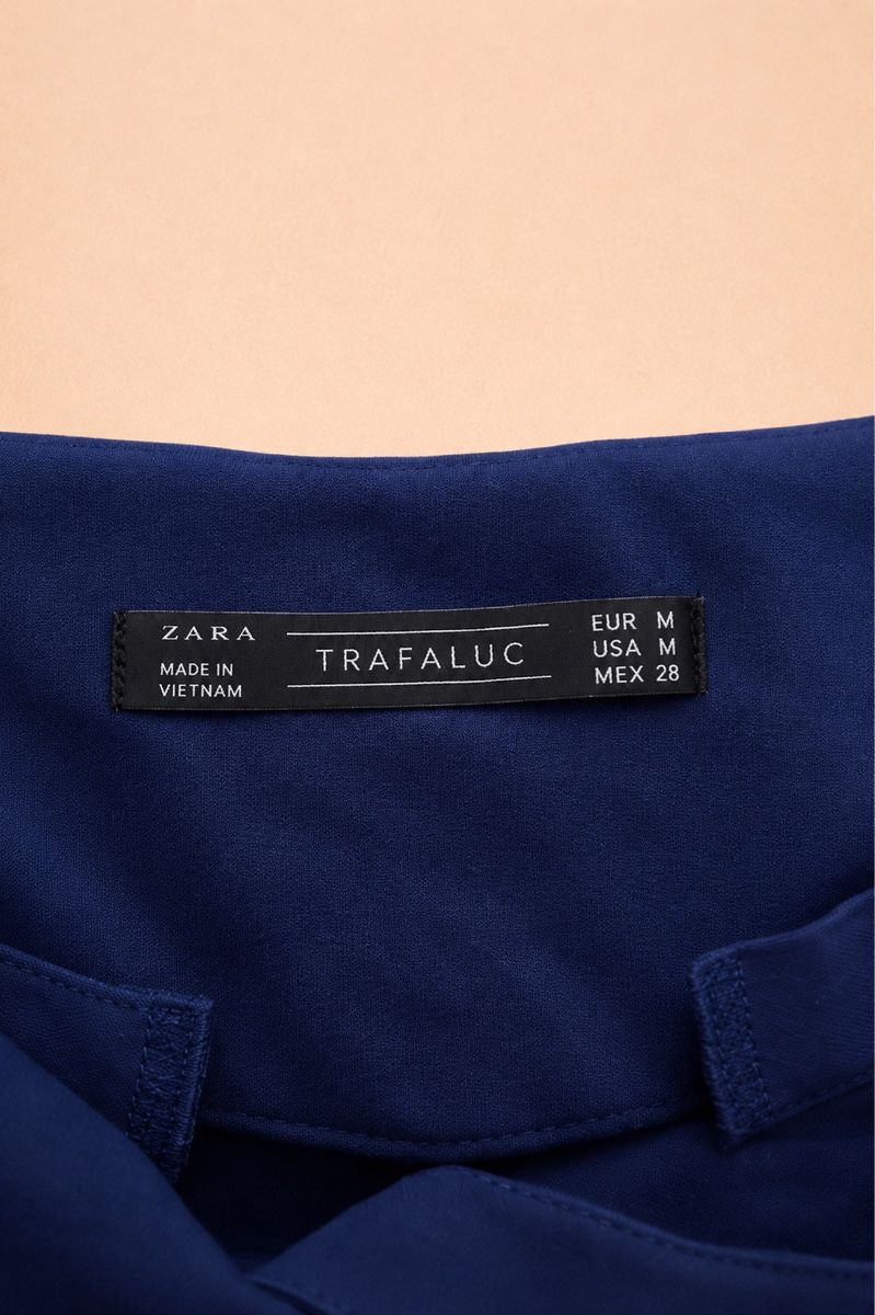 Zara Pantaloni: SHORT BLEU MARINE ZARA – Nuovo (secondo la descrizione) da Lausanne venduto da KeNaChic 2
