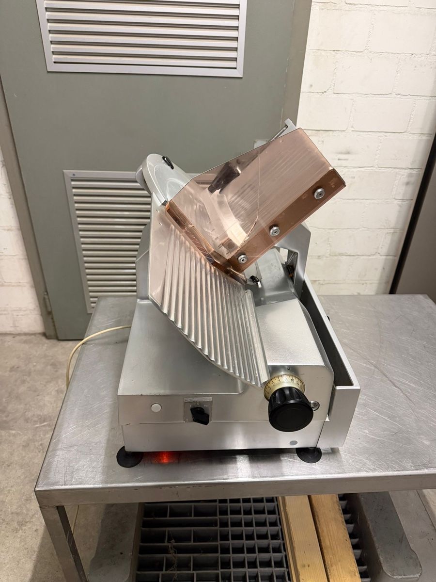 Elettrodomestici da cucina: Aufschnittmaschine – Usato da Rupperswil venduto da Tinka88 2
