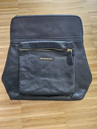 5thAvenue Leder-City-Rucksack mit Trageriemen