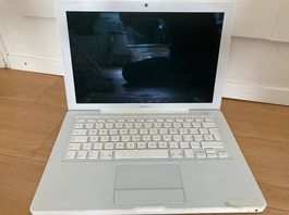 Macbook A 1181
