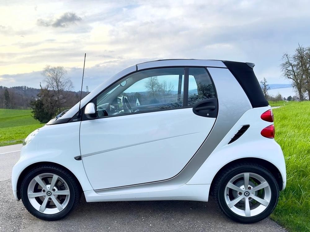 SMART fortwo Cabrio MHD I Weiss I 2011 I 92Tkm I Service/MFK