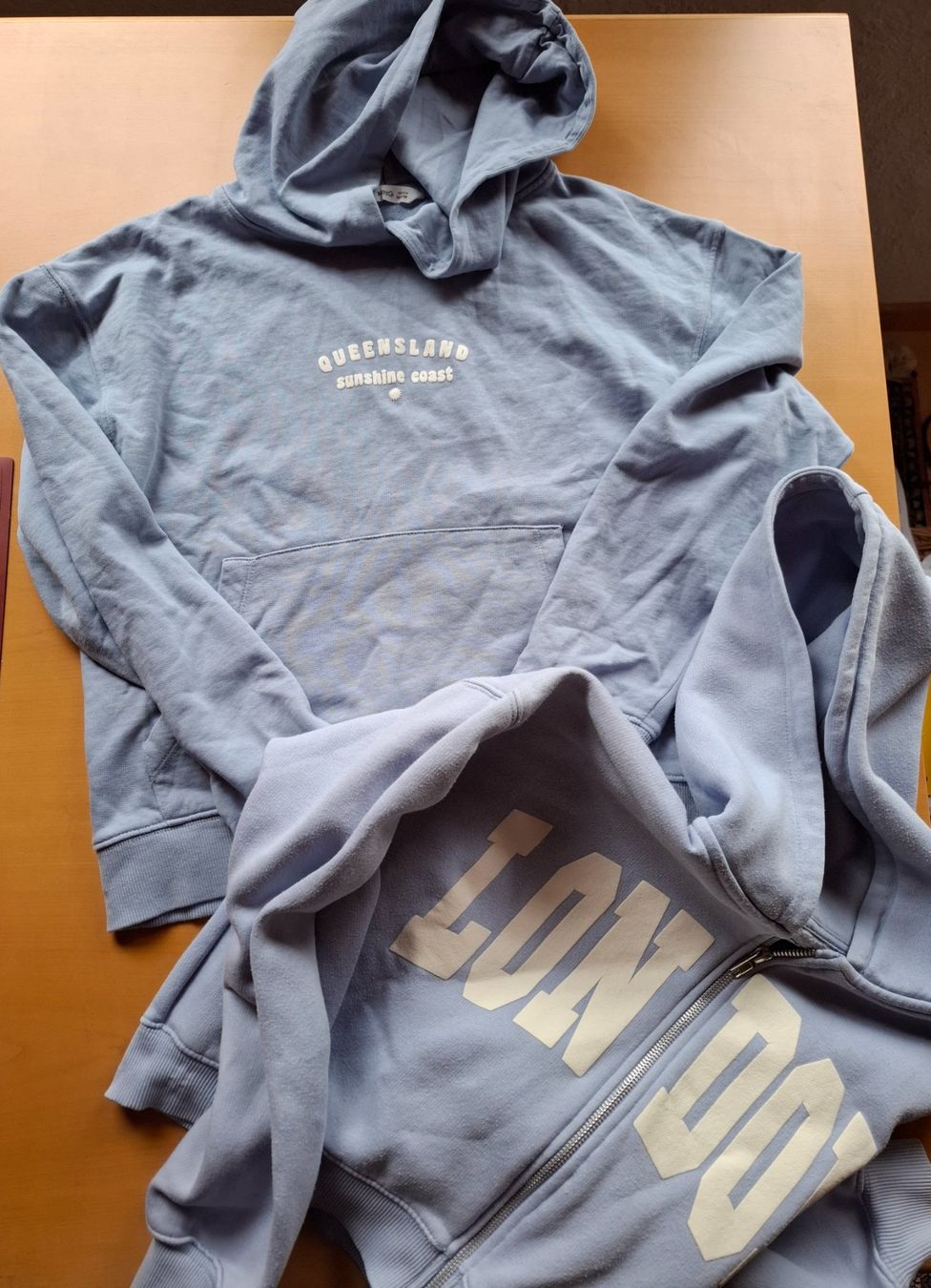 Pullover & Sweatshirts: 6 Pullover und Hoodies Set hellblau 152/164 – Gebraucht aus Dorf von Exena 1