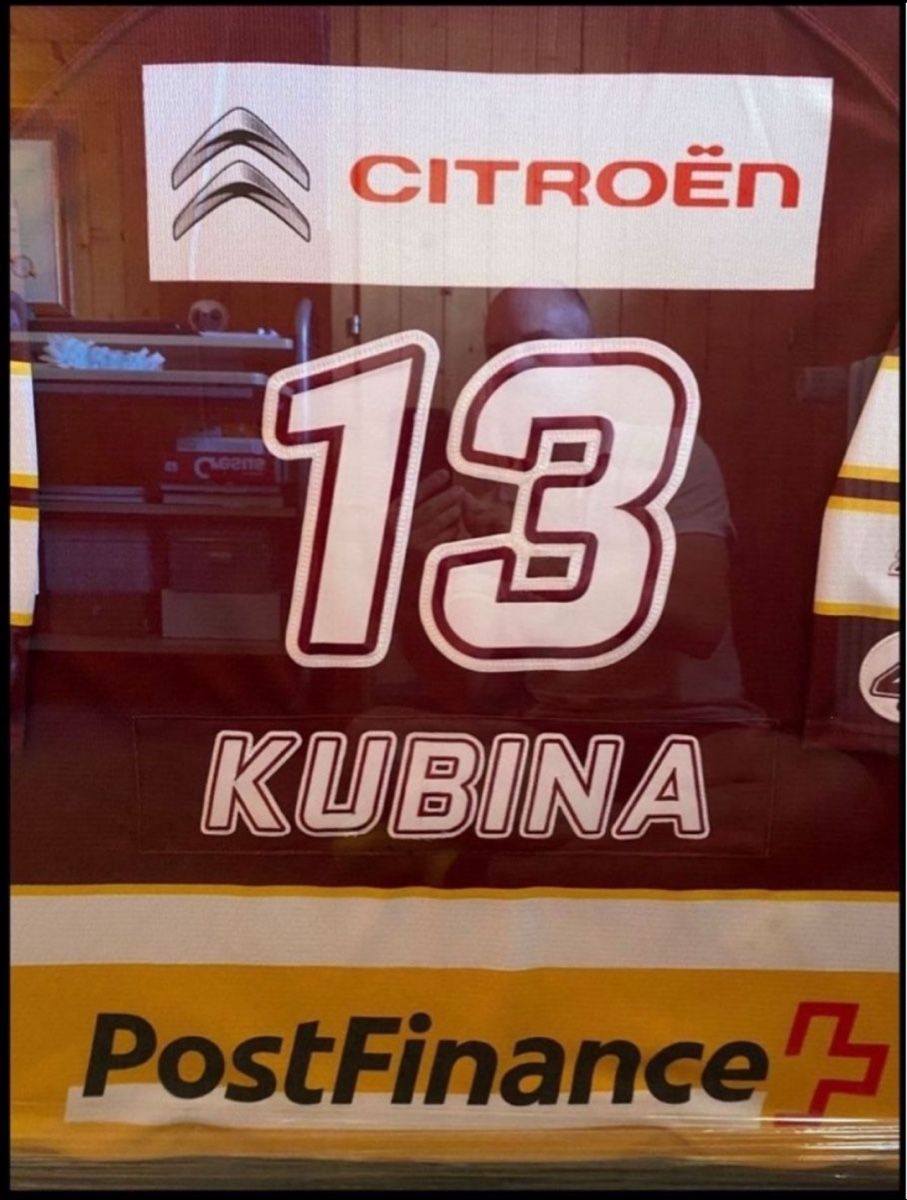 Gameworn Canottiere & Pantaloni: GE-Servette Game Worn Jersey – Usato da Gland venduto da Pyar0211 1