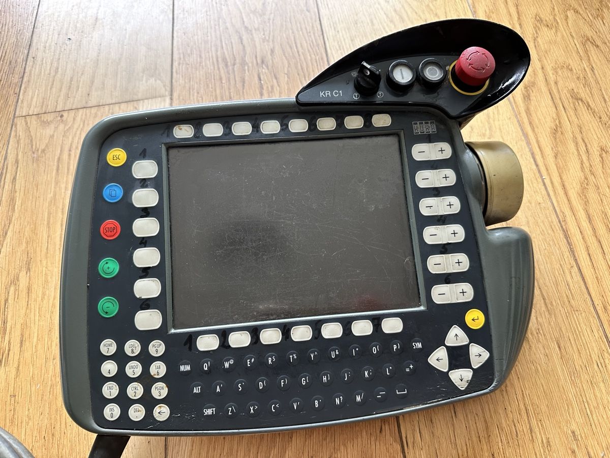 Fotocamera: KUKA KCP KR C1 Teach Pendant KRC1 Handprogrammiergerät – Usato da Nebikon venduto da schnischna80 3