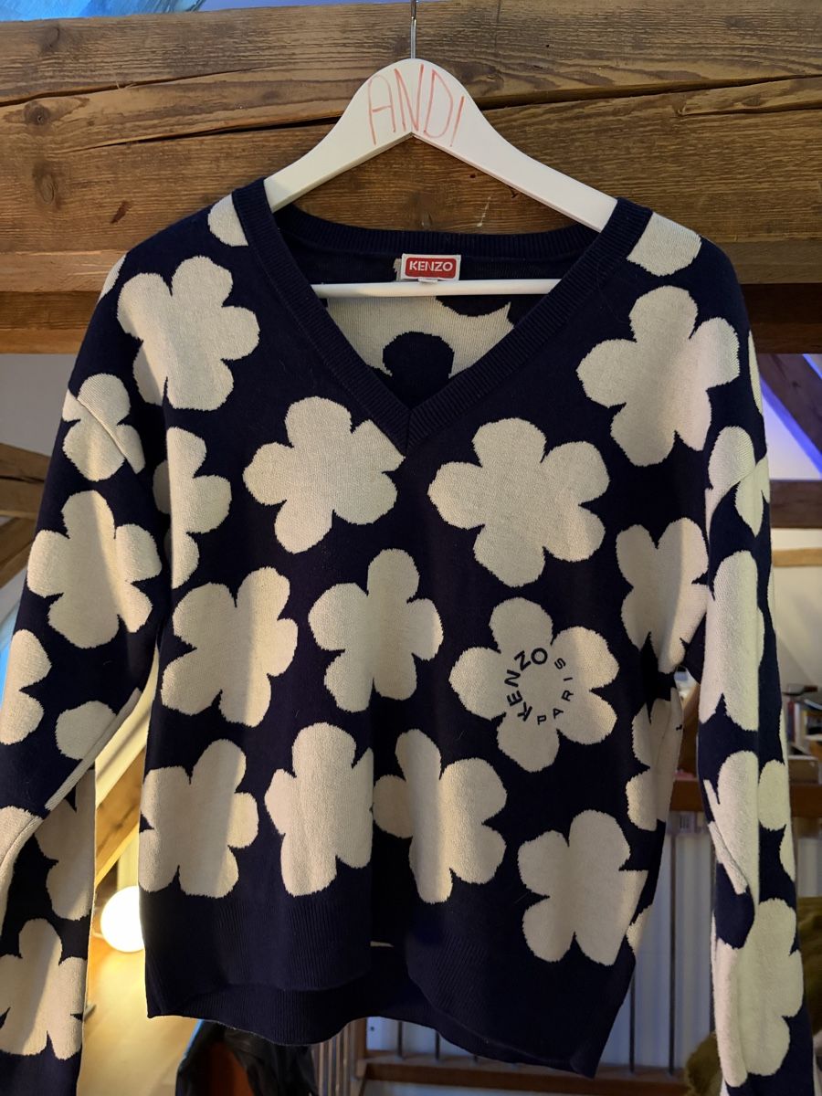Kenzo Maglioni & Felpe: Kenzo Paris Wollpullover mit Blumenmuster, Grösse M Top! – Nuovo (secondo la descrizione) da Muttenz venduto da cho_xj52