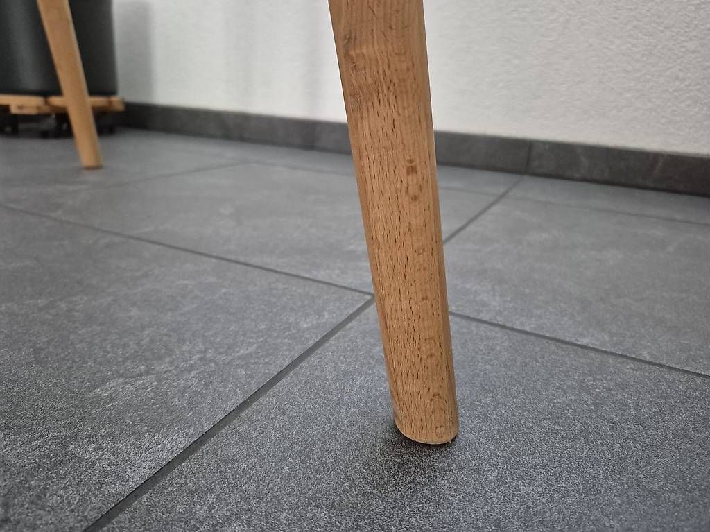 Tische: Runder Holztisch – Gebraucht aus Obfelden von lca_mf88 3