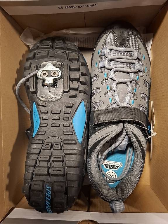 Scarpe da donna: Veloschuhe Damen – Usato da Zimmerwald venduto da butz011 1