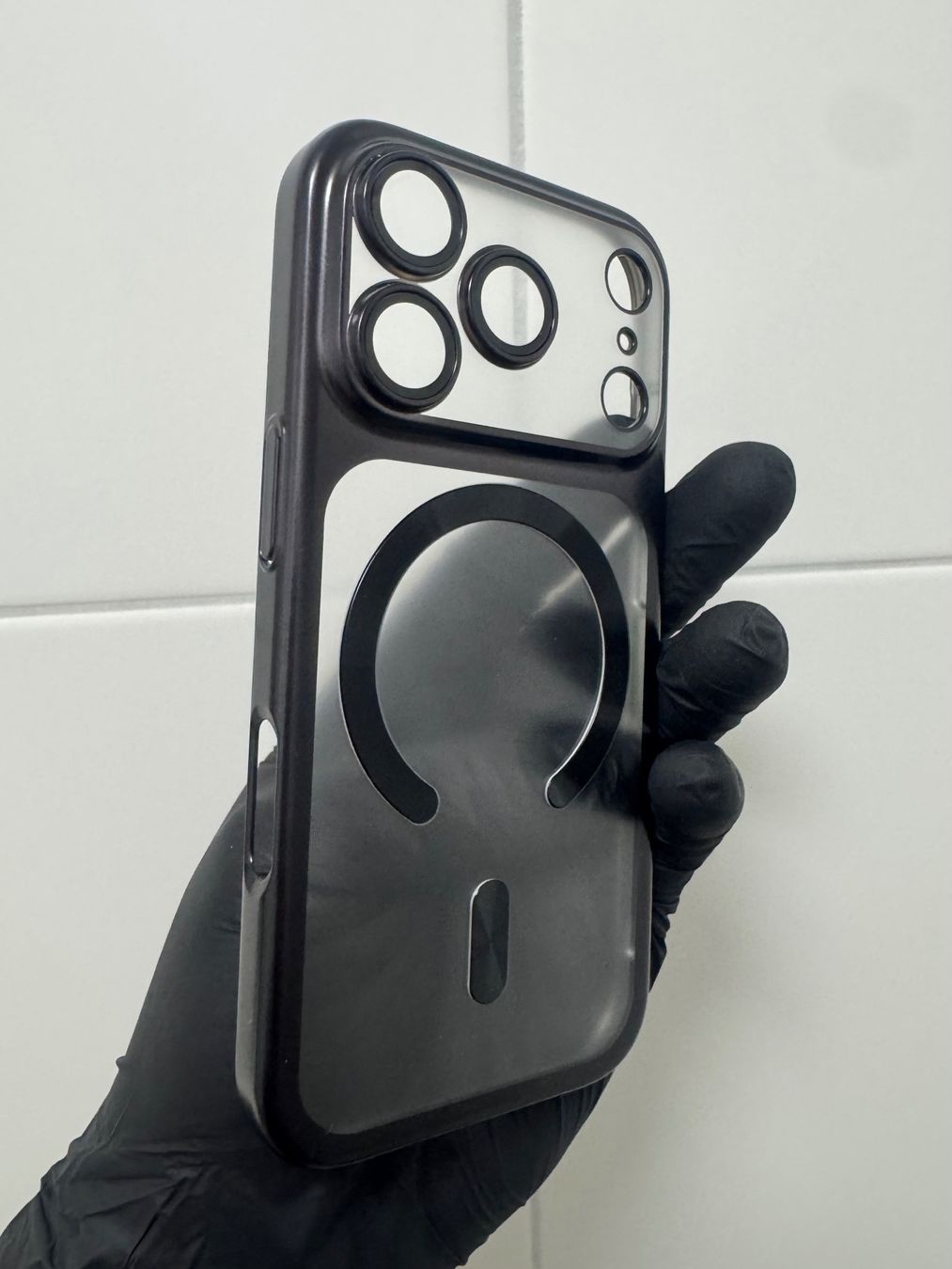 Cover & Protezioni schermo: Coque luxe iPhone 17 Pro - Black Hülle new – Nuovo e nell'imballaggio originale da Roche VD venduto da GOLDEN_SHOP_24H 3
