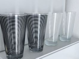 Vier hohe WasserGläser schwarz weiss Decover Italy