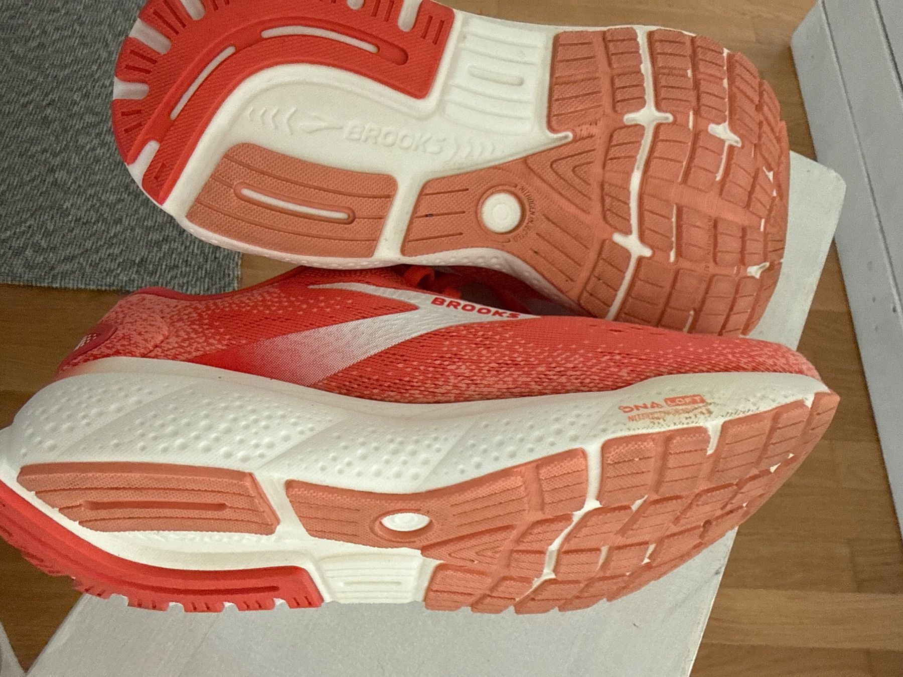 Brooks Scarpe da donna: Laufschuhe Brooks Ghost Damen – Usato da Uster venduto da Marciii 6