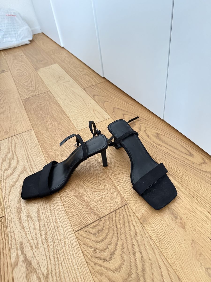 Bershka Scarpe da donna: Heels – Usato da Nebikon venduto da Preloved_bykelly 2