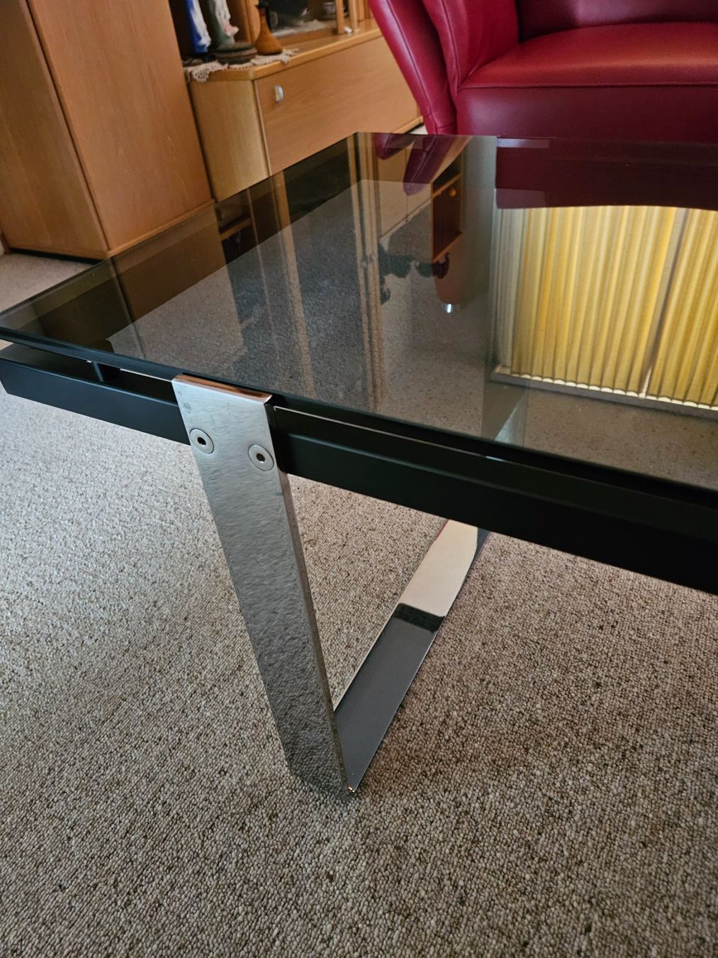 Tische: Salontisch aus Rauchglas – Gebraucht aus Erlinsbach von inf_ml8q 2