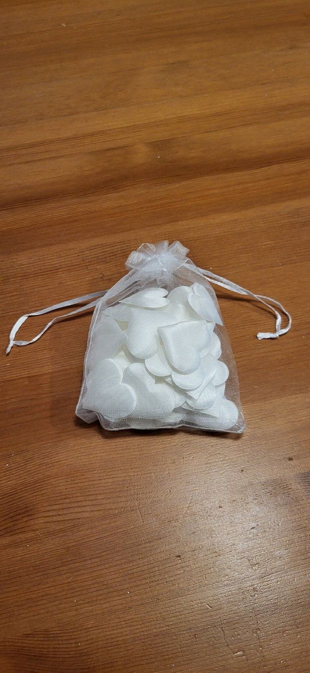 Tutte le decorazioni: Petits coeurs en tissu, blancs – Usato da Fribourg venduto da gra_pjn9