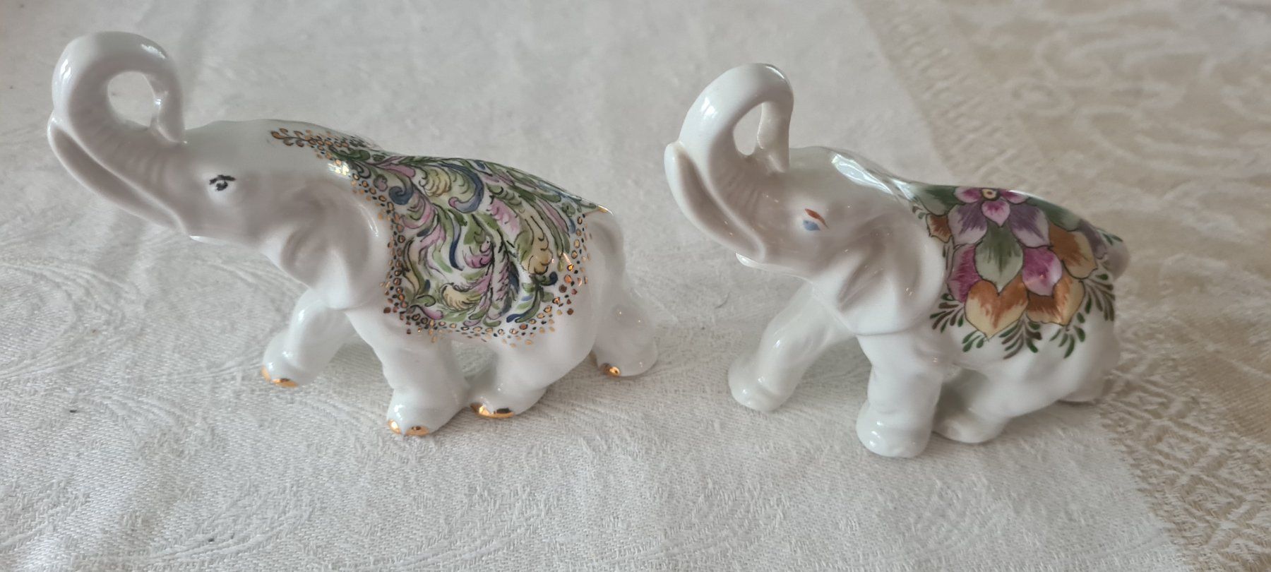 Statuette: 2 Elefanten Handgemalen – Usato da Schlieren venduto da Noni19