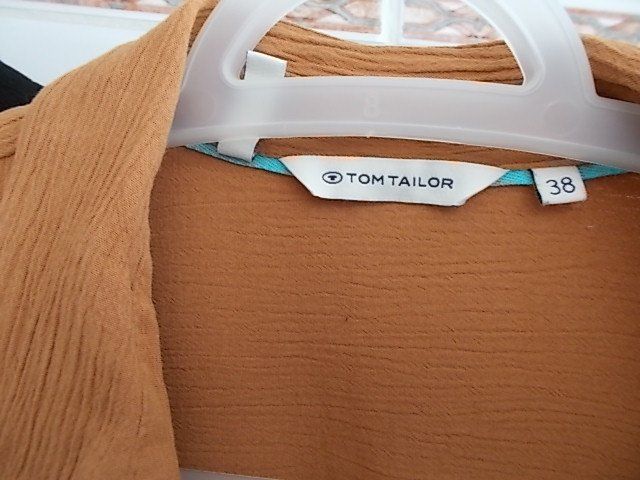 Lotti di vestiti: 3 Blusen Gr.38/40 – Usato da Chexbres venduto da indi03 1