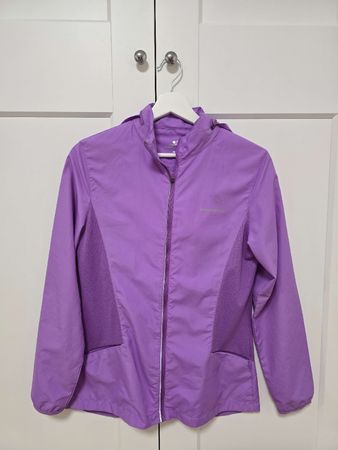 Leichte lila Laufjacke