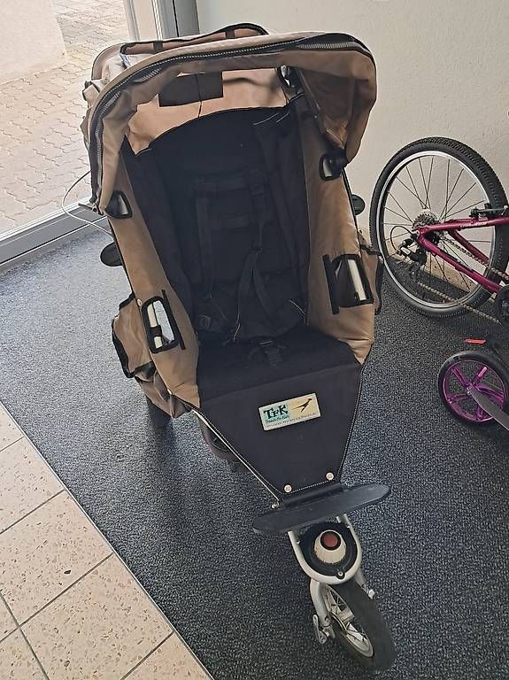 Carrozzine: Tfk Kinderwagen – Usato da Nänikon venduto da Newhome01