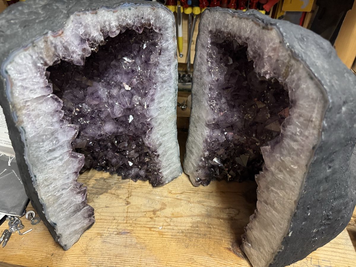 Minerali & Pietre curative: Amethyst Drusen Paar – Usato da Aathal-Seegräben venduto da Romeo8607 2