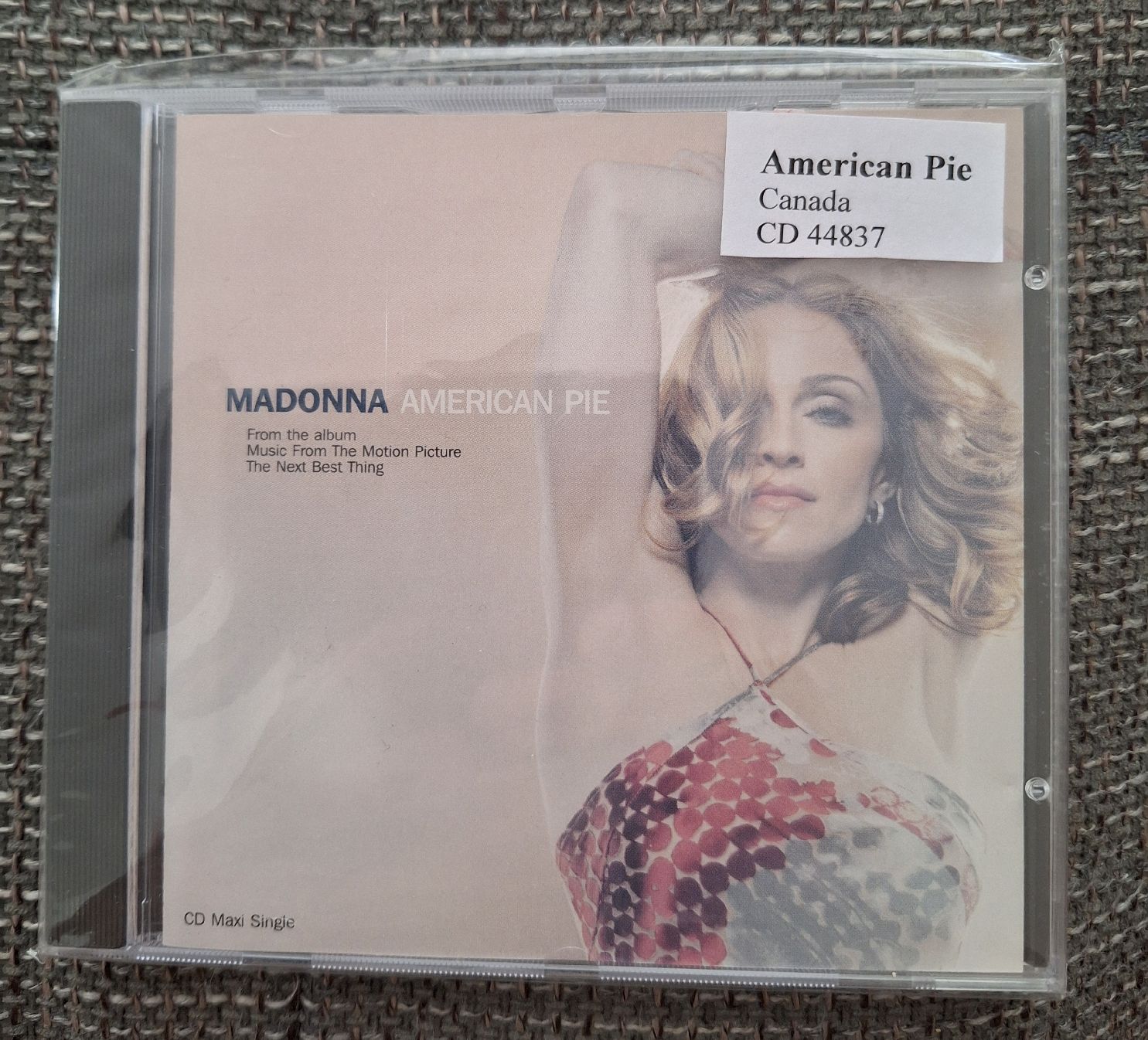 CD: Madonna American Pie Canada CD – Nuovo e nell'imballaggio originale da Luzern venduto da thomarco