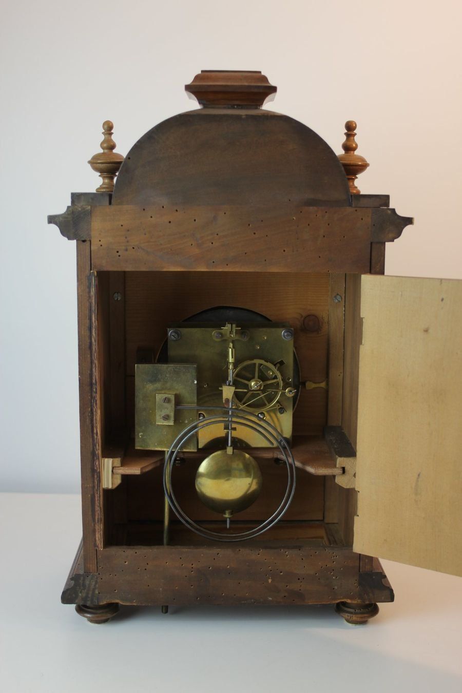 Orologi da terra & Orologi da parete: Altes Tischuhr Holz – Difettoso da Basel venduto da Kaffee_und_Kunst 2