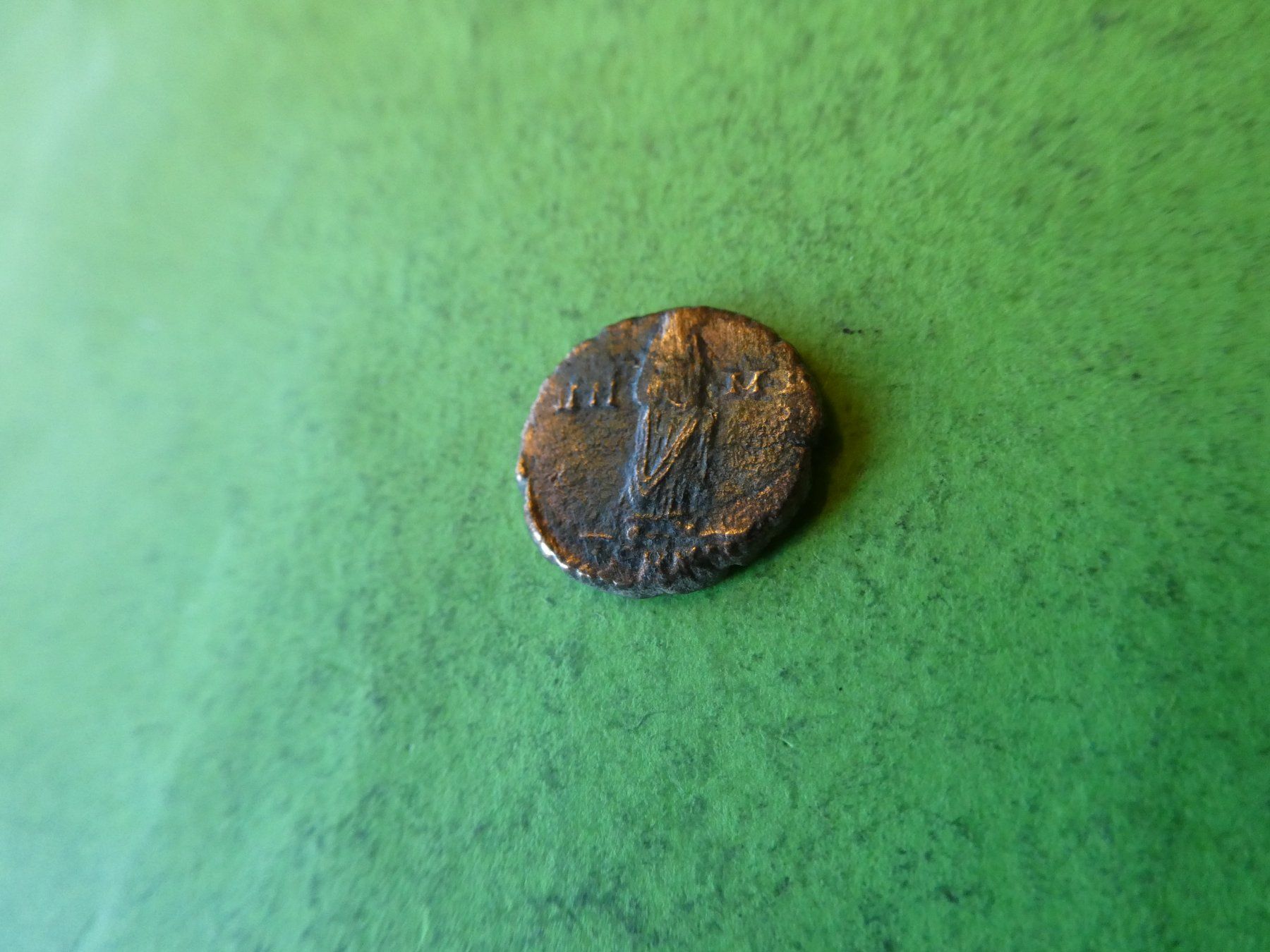 Tutti le monete: uralte   Bronzemünze  13 mm  1.46 g – Usato da Hinterforst venduto da Rohusri 3