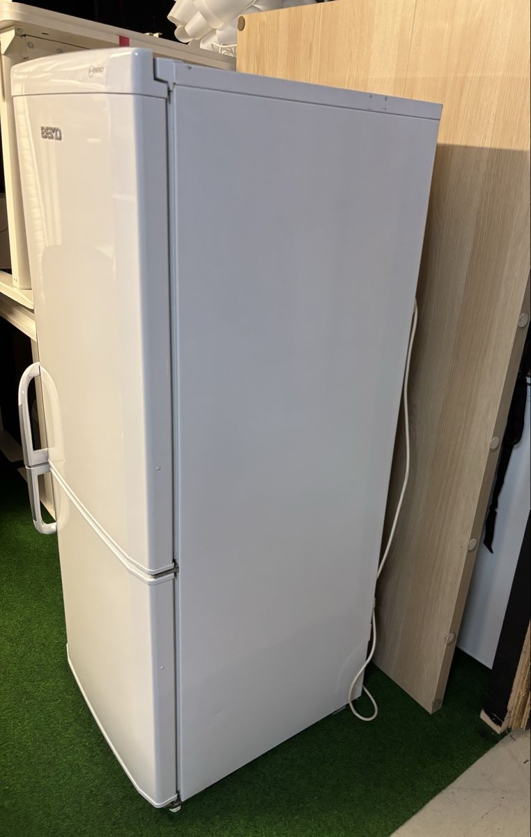 Kühlschrank: Kühlschrank mit kleine Kühltruhe  – Gebraucht aus Zug von Deks 2