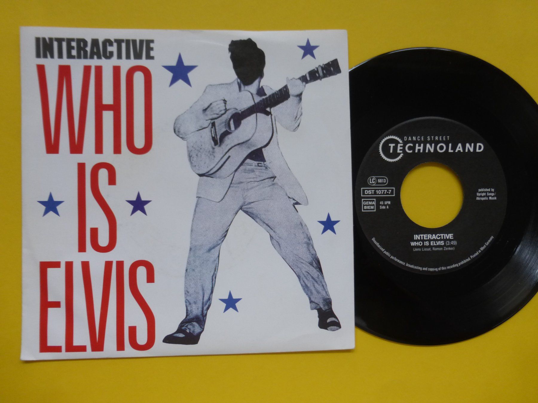 Dischi in vinile: Interactive – Who Is Elvis – Usato da Zürich venduto da Swiss57