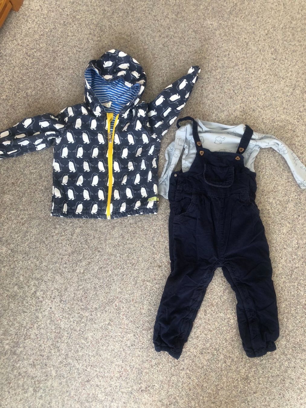 Lotti di vestiti: Kinderkleider Gr.86/92 – Usato da Bassersdorf venduto da sammelfloh 8