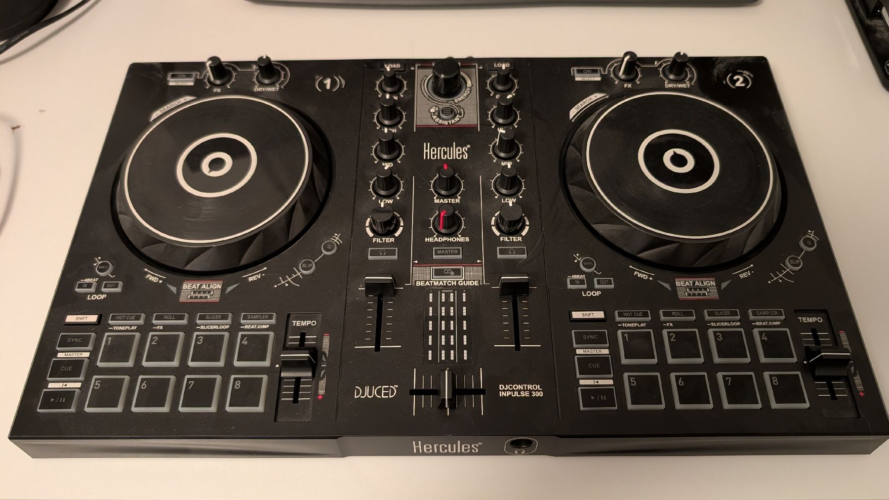 Hercules Platines de mixage: Hercules dj controller DJControl Impulse 300 – D'occasion à Egolzwil par Schaermike