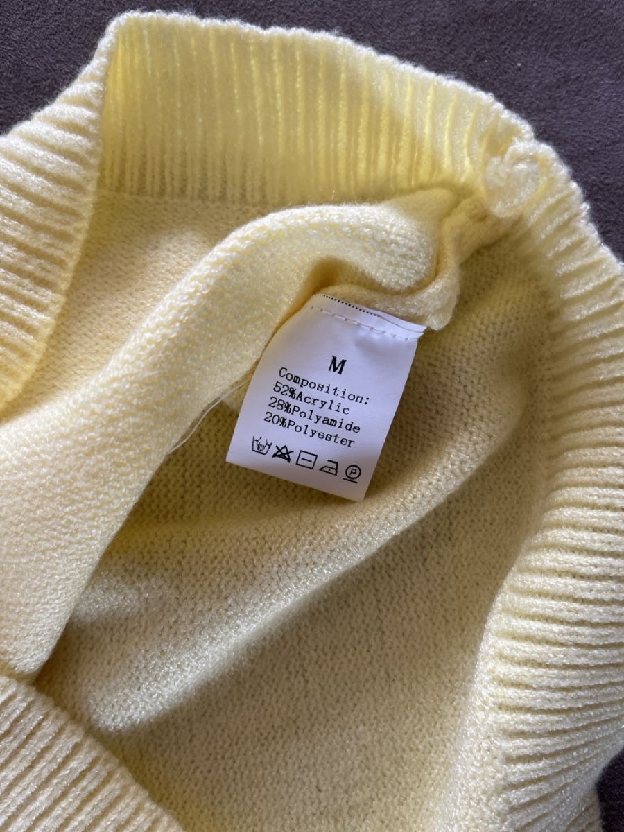 Maglioni & Felpe: Joli pull léger manches courtes jaune citron taille M  – Nuovo (secondo la descrizione) da Genève venduto da Libellule477 1
