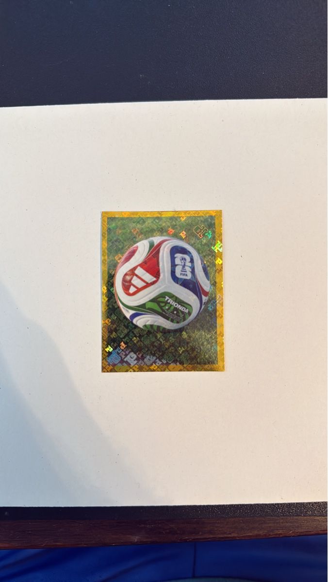 Panini Cartes à collectionner: FWC 5 - Panini WM 26 - Ball – Neuf (Voir description) à Zürich par Maeckes