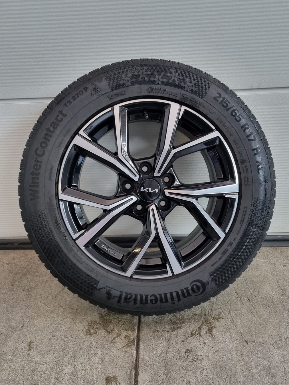 Pneumatici & Ruote complete: Kia Sportage Winterräder – Usato da Kirchdorf AG venduto da Cartastic_AG 1