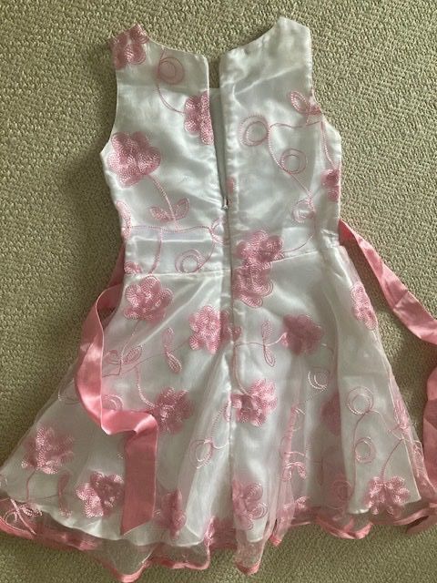 Vestiti & Gonne: Festliches Mädchen Kleid – Usato da Safnern venduto da mutti2289 1
