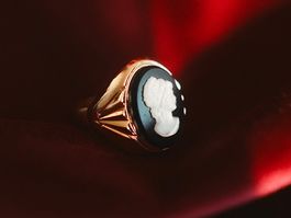 Antiker Kamee-Ring mit Frauenprofil