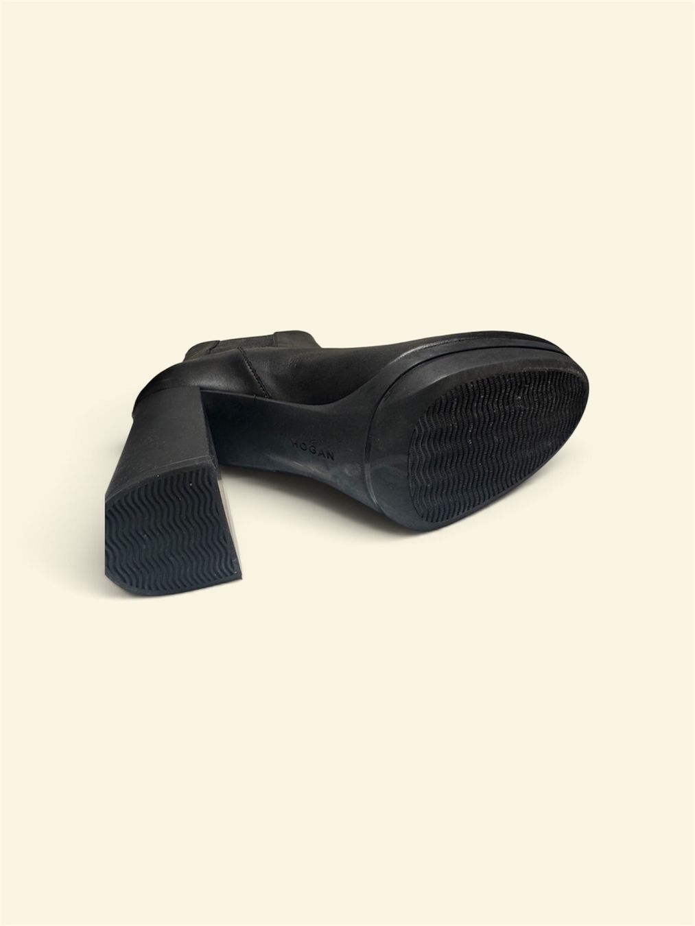 Hogan Damenschuhe: BOTTINES NOIRES À TALONS HOGAN – Gebraucht aus Cologny von ale_rr8m 2