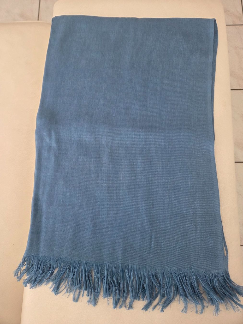 Burberry Foulard & Sciarpe: NEW!! Sciarpa Burberry azzurra, lino e seta – Nuovo e nell'imballaggio originale da Chiasso venduto da Ann58 2