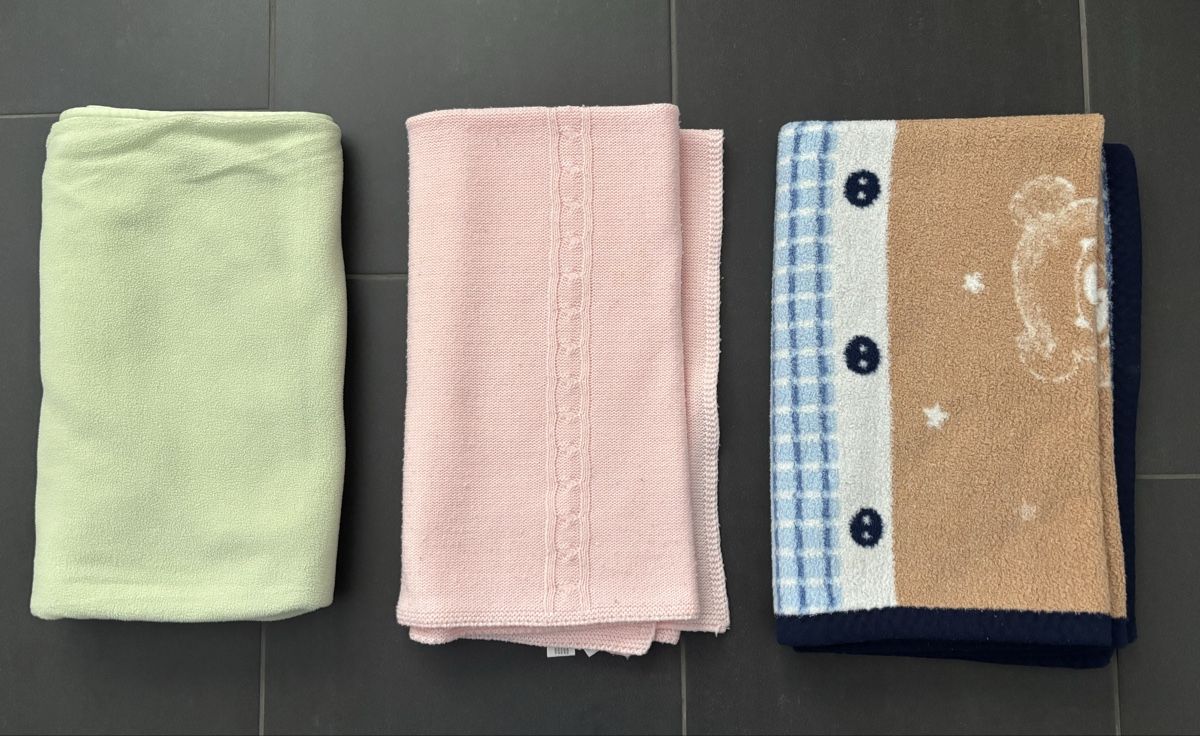 Coperte: Baby-/Kinderdecken – Usato da Niederwangen b. Bern venduto da muidop
