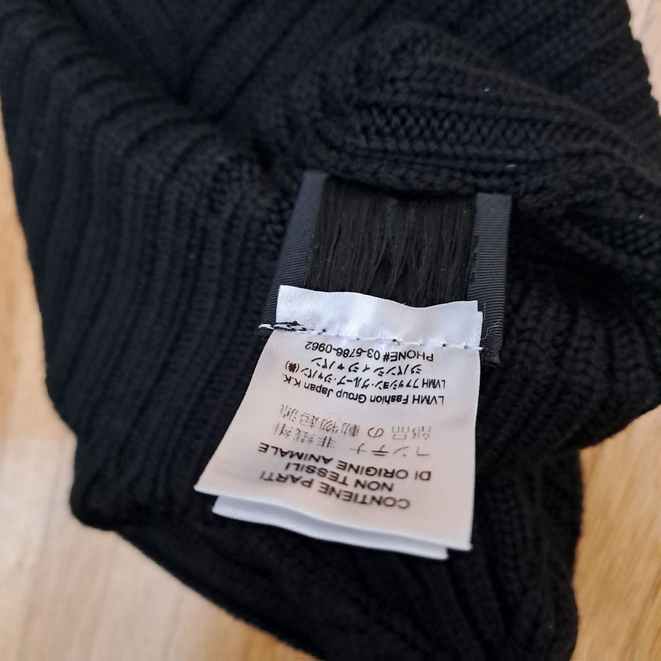 Altro in  Abbigliamento & Accessori: Givenchy Winter Mütze, Schwarz, Top Warm! – Nuovo (secondo la descrizione) da Horw venduto da Apolo750 4