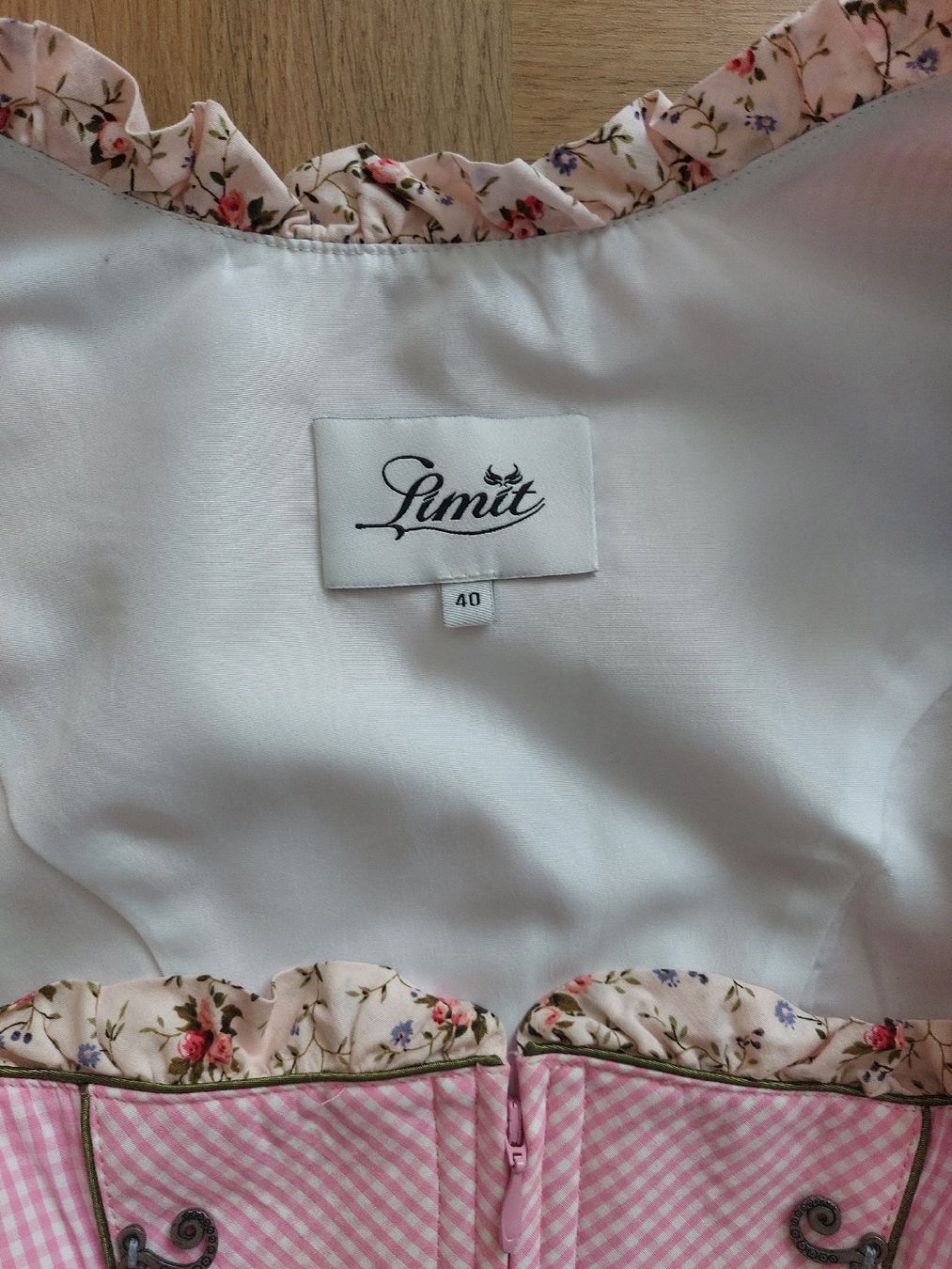 Vestiti: Dirndl, Grösse 40, fast neu – Nuovo (secondo la descrizione) da Zürich venduto da mi.ha.6 3