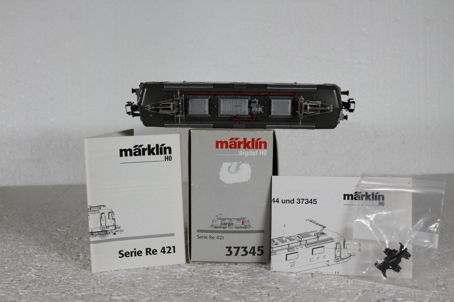 Märklin Trains électriques: Märklin 37345 SBB Cargo Re 421, Re 4/4 – D'occasion à Triesen par gleis8 6