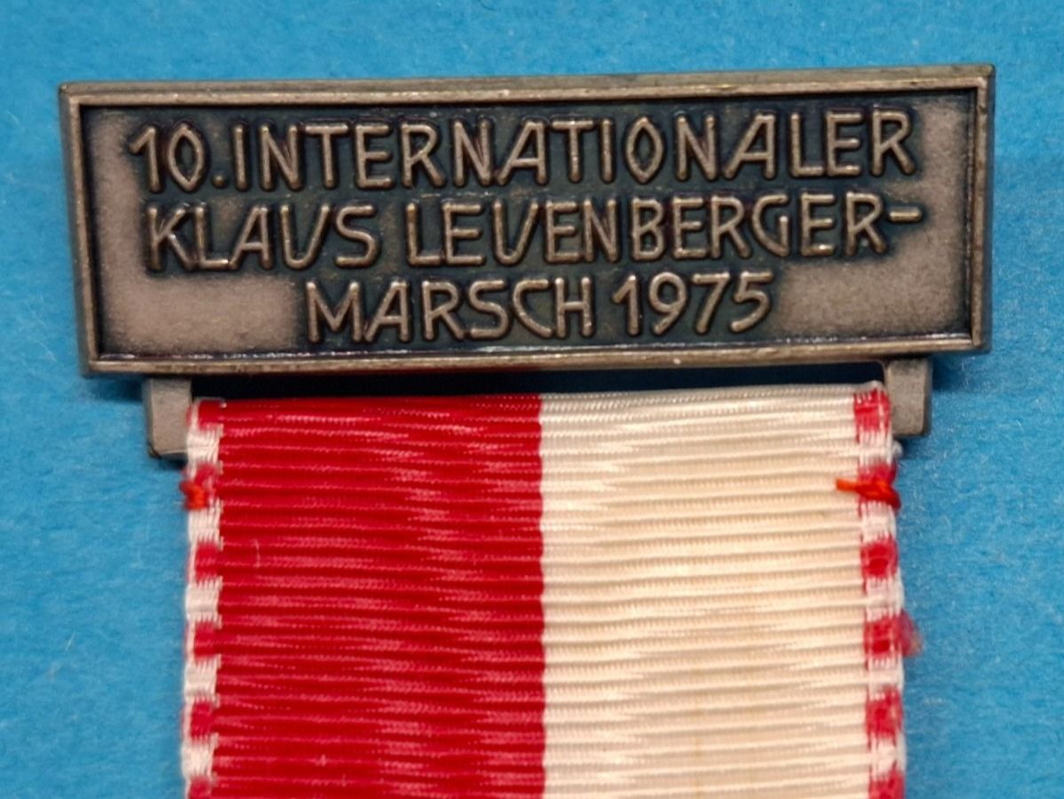 Medaillen: Schloss Trachselwald 1975 (N646) – Defekt aus Schwanden GL von Suvorov 1