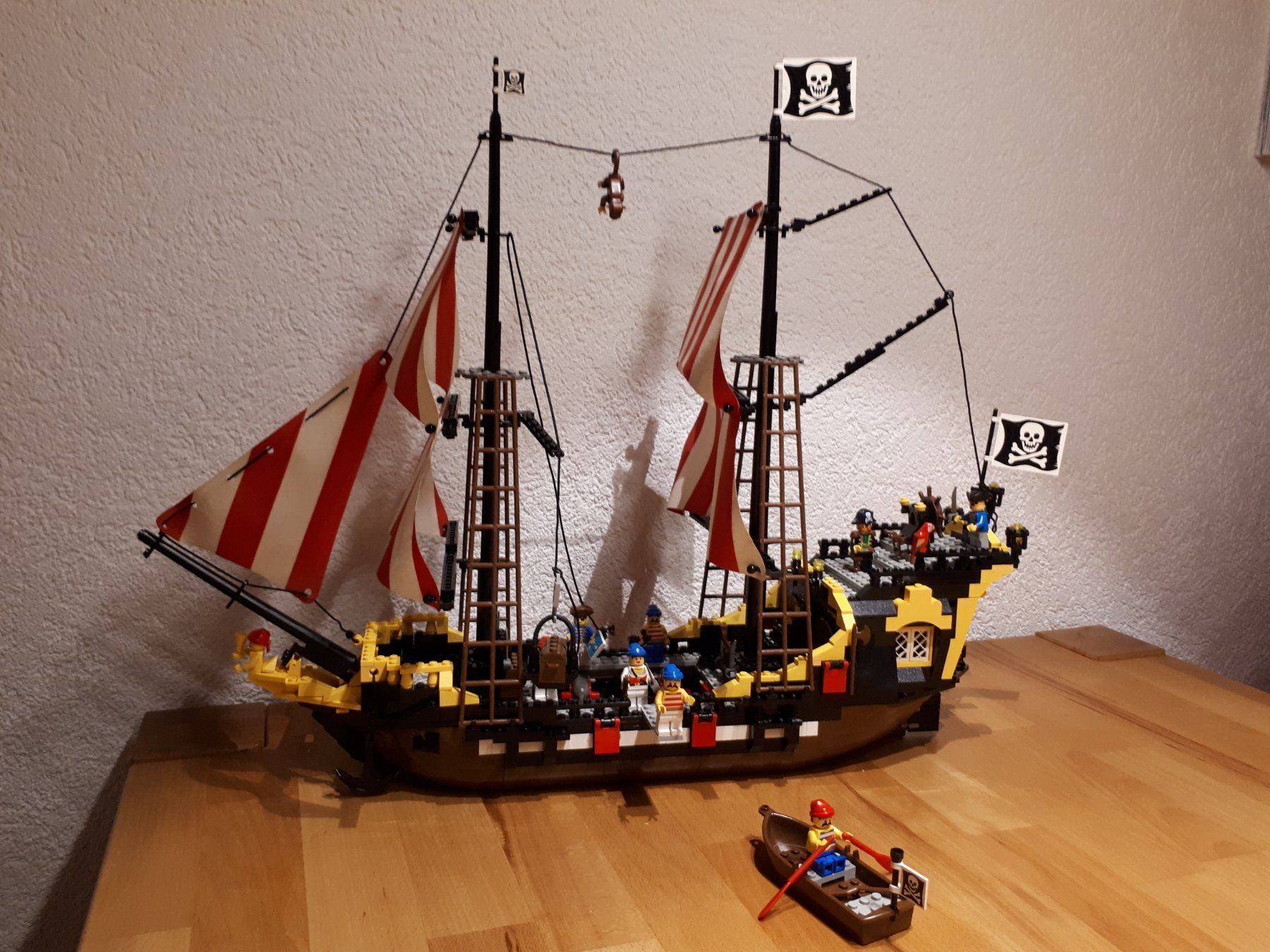 Lego Kit di costruzioni: Lego 10040, Black Sea Barracuda – Usato da Montricher venduto da Babou72